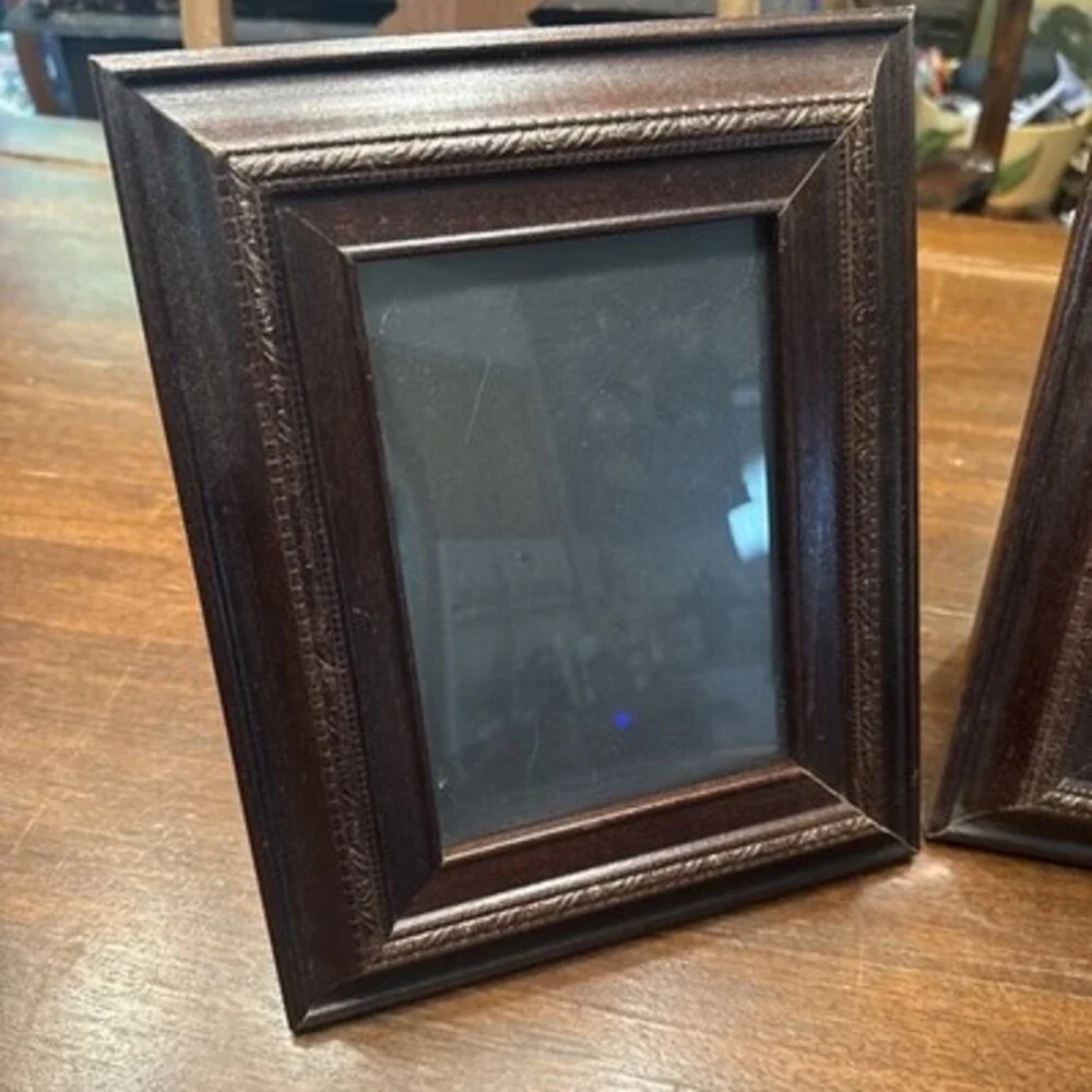 Vintage Olan Mills 5”x7” Solid Wood Picture Frames Set Of 2